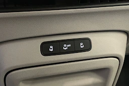 valkoinen Volkswagen ID. Buzz 2024 kuva 24.