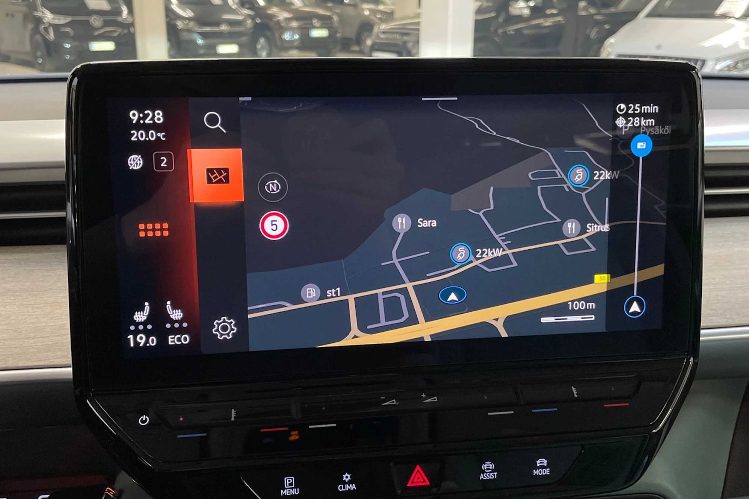 valkoinen Volkswagen ID. Buzz 2024 kuva 29.