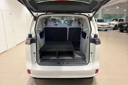Valkoinen Volkswagen ID. Buzz 2023 kuva 30.