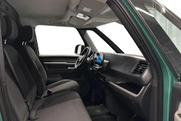 met. vihreä Volkswagen ID. Buzz Cargo 2024 kuva 7.