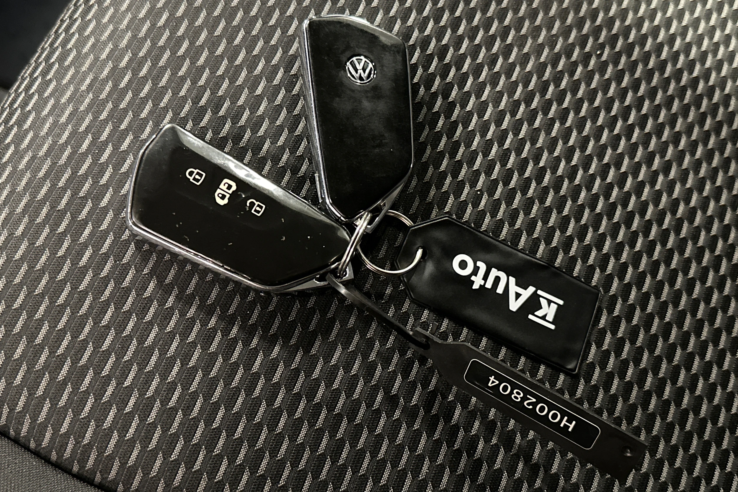 met. vihreä Volkswagen ID. Buzz Cargo 2024 kuva 29.