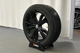 valkoinen Volkswagen ID. Buzz 2023 kuva 10.