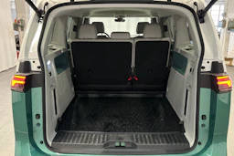 valkoinen Volkswagen ID. Buzz 2023 kuva 11.