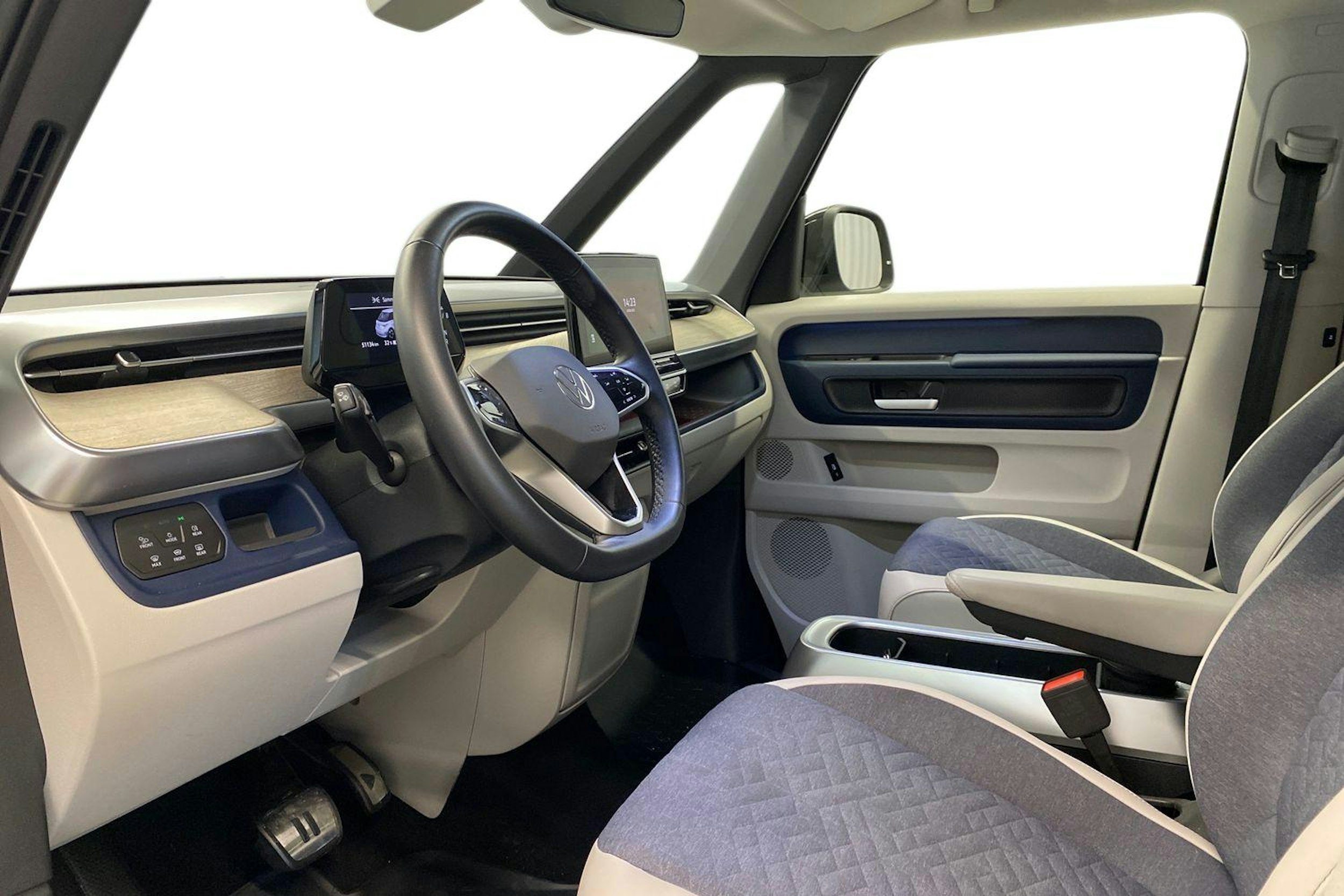 sininen Volkswagen ID. Buzz 2023 kuva 7.