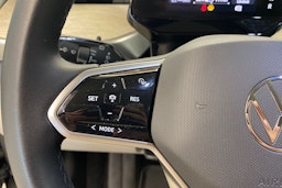 sininen Volkswagen ID. Buzz 2023 kuva 18.