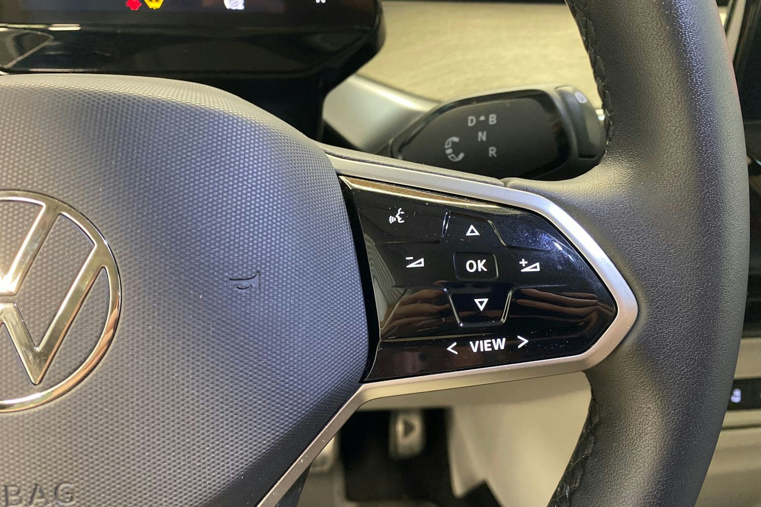 sininen Volkswagen ID. Buzz 2023 kuva 19.