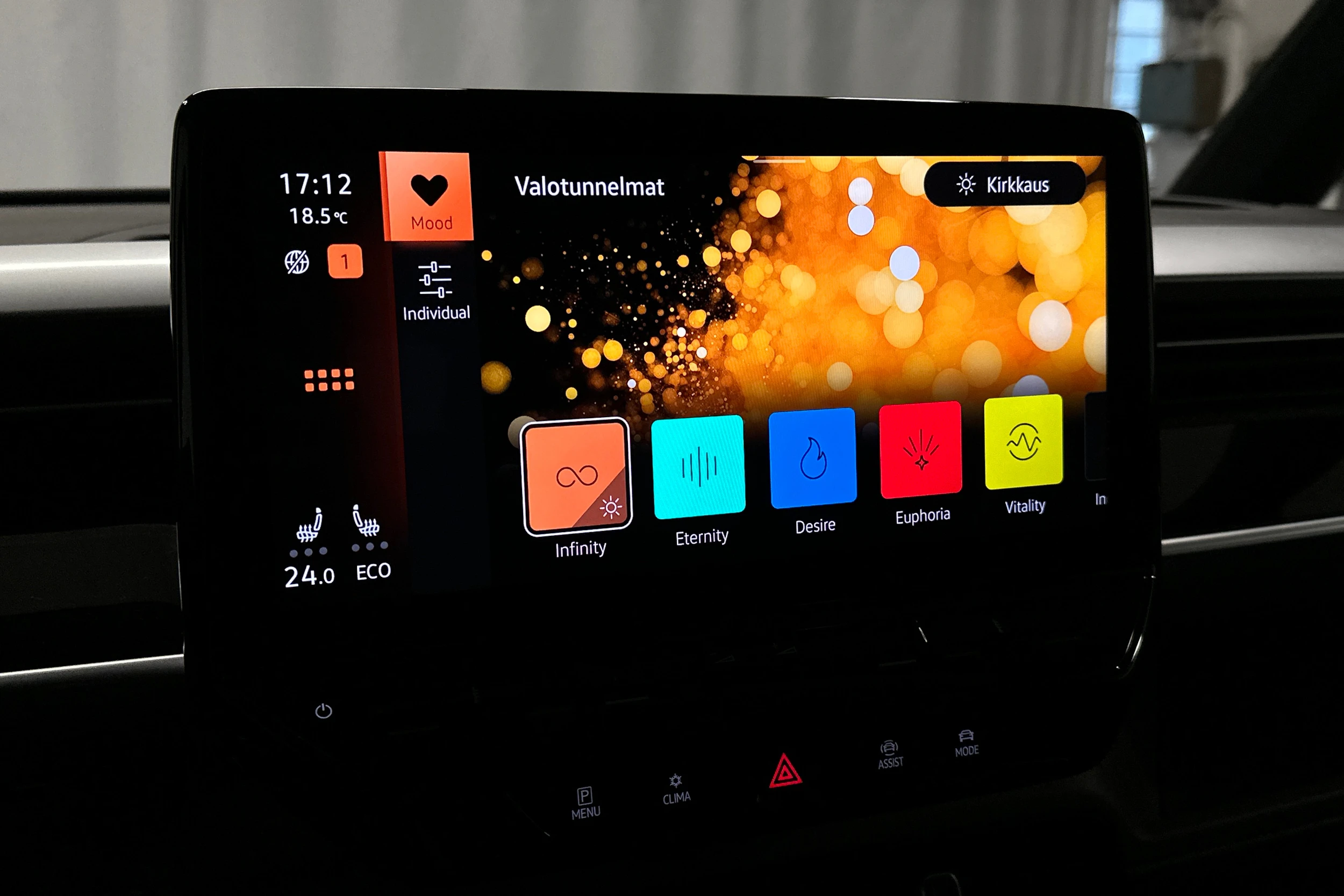 hopea Volkswagen ID. Buzz 2023 kuva 25.