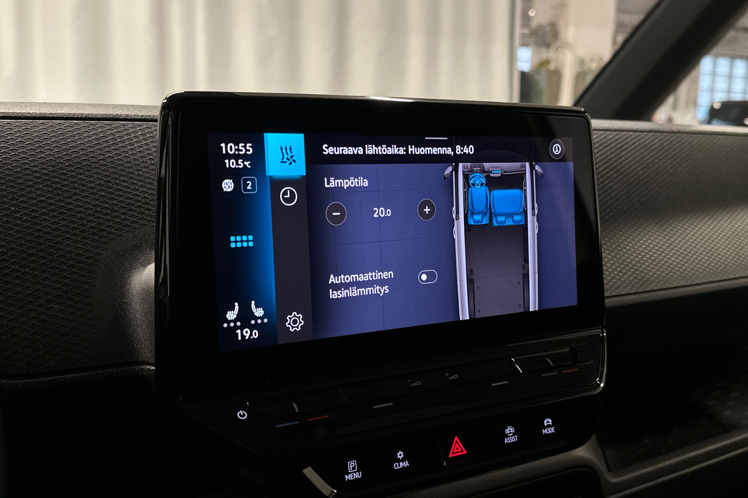 keltainen Volkswagen ID. Buzz Cargo 2023 kuva 15.