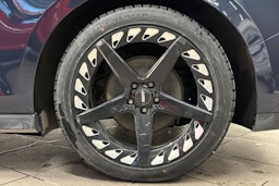 sininen Volkswagen ID. Buzz 2023 kuva 13.