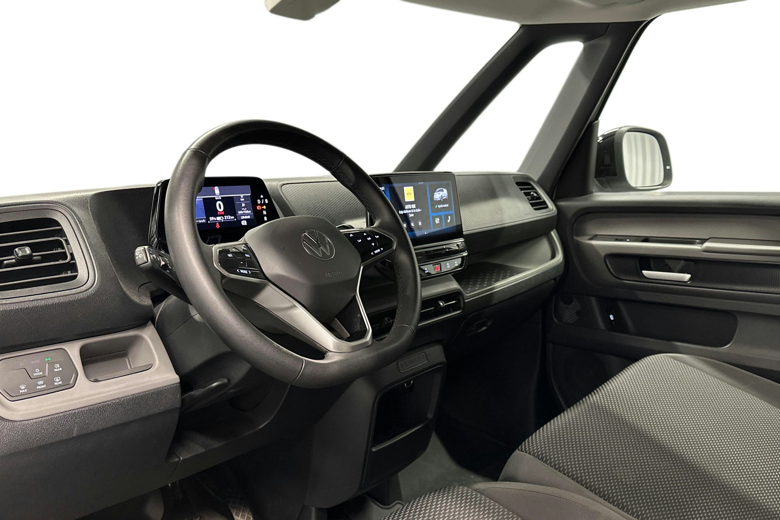 valkoinen Volkswagen ID. Buzz 2023 kuva 8.