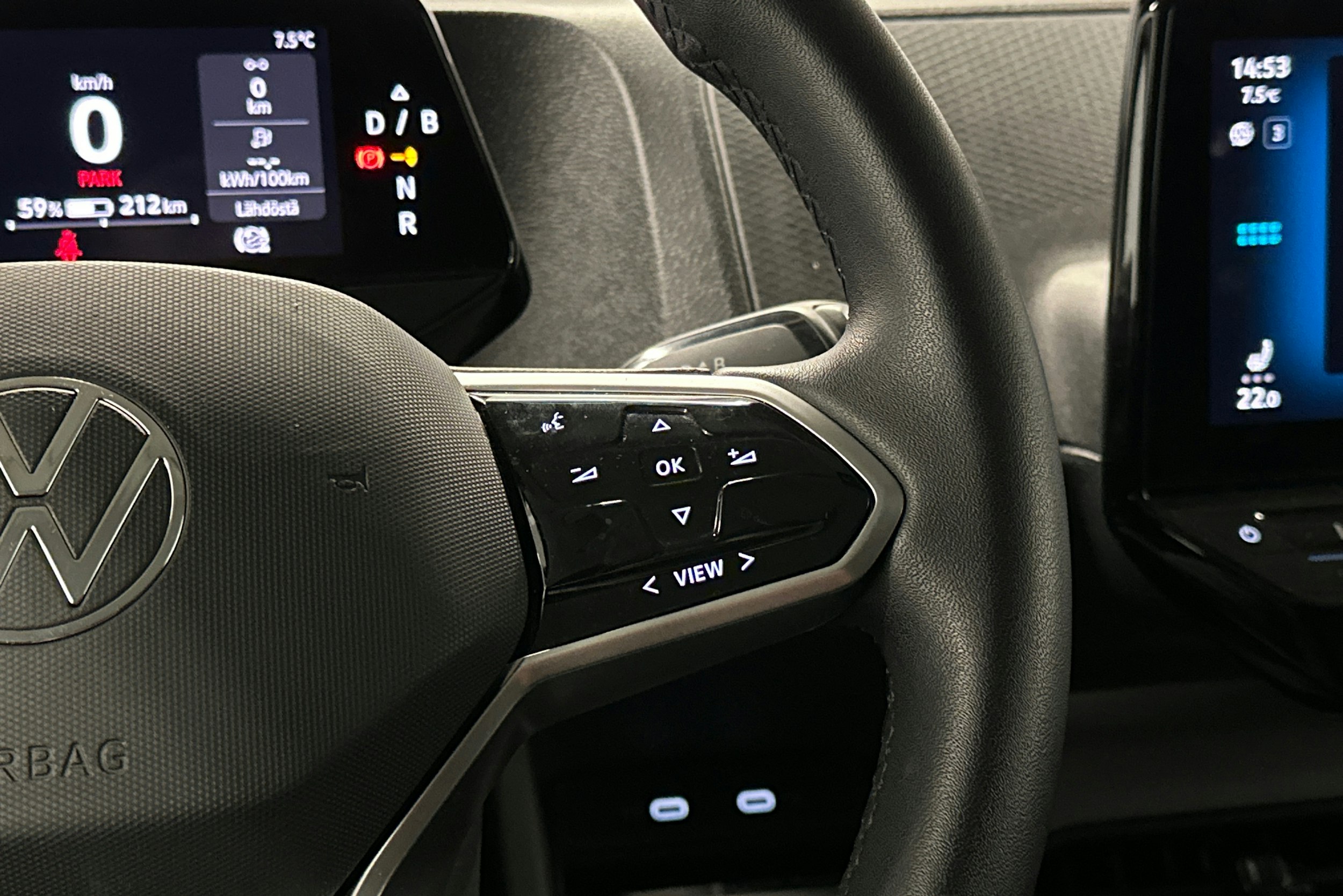 valkoinen Volkswagen ID. Buzz 2023 kuva 19.