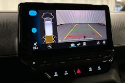 valkoinen Volkswagen ID. Buzz 2023 kuva 25.