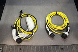 sininen Volkswagen ID. Buzz Cargo 2023 kuva 12.