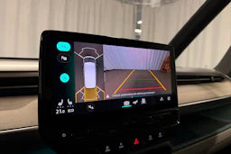 valkoinen Volkswagen ID. Buzz 2023 kuva 15.
