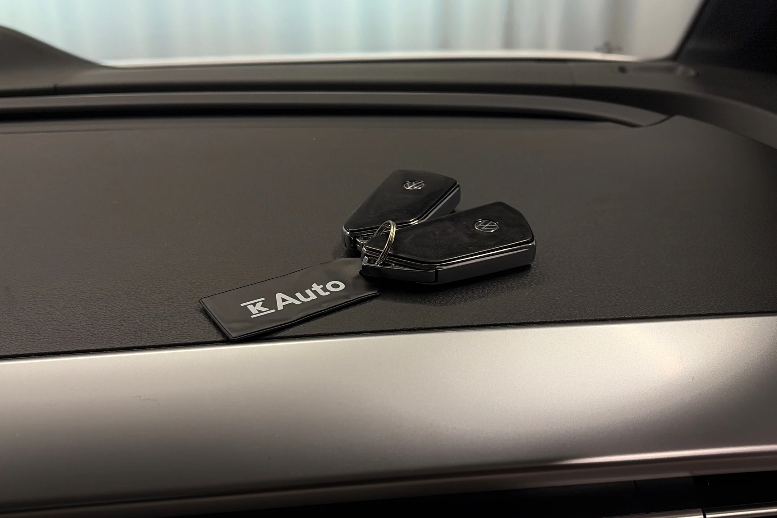 valkoinen Volkswagen ID. Buzz 2023 kuva 26.