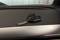 valkoinen Volkswagen ID. Buzz 2023 kuva 26.