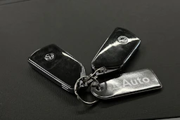 valkoinen Volkswagen ID. Buzz 2023 kuva 27.