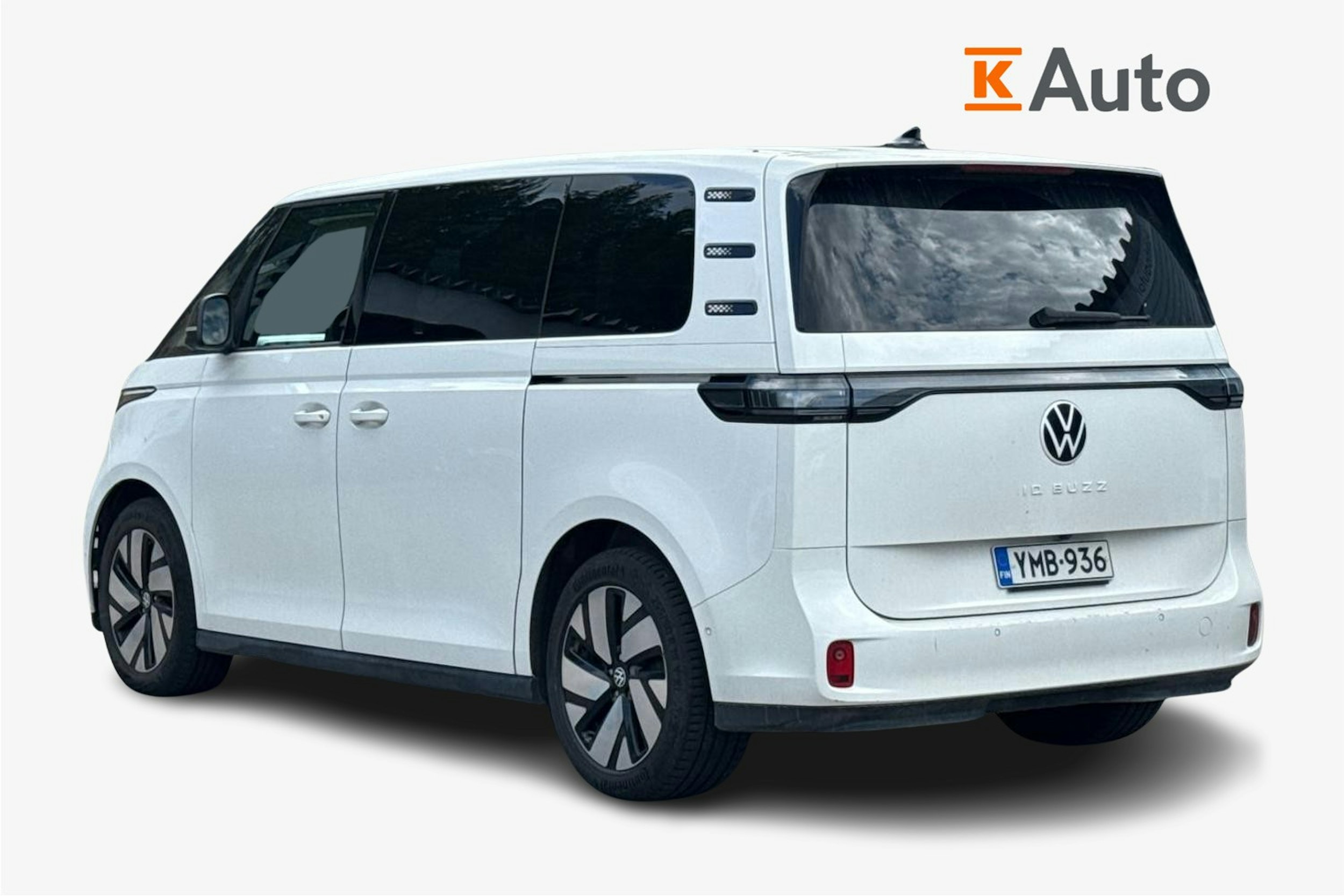 valkoinen Volkswagen ID. Buzz 2023 kuva 2.