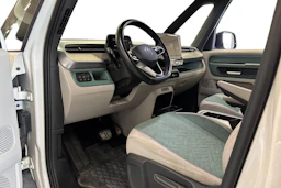 valkoinen Volkswagen ID. Buzz 2023 kuva 3.