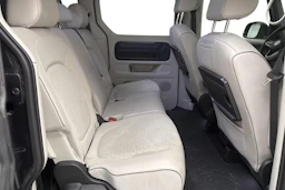 met. sininen Volkswagen ID. Buzz 2024 kuva 8.