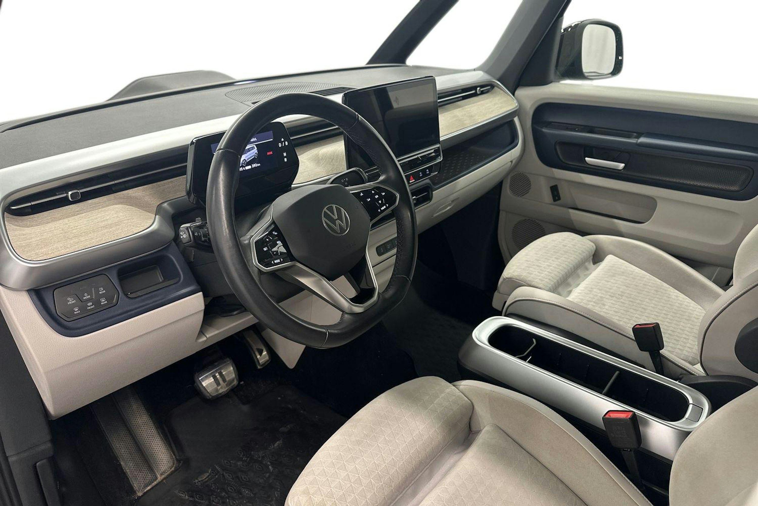 musta Volkswagen ID. Buzz 2024 kuva 8.