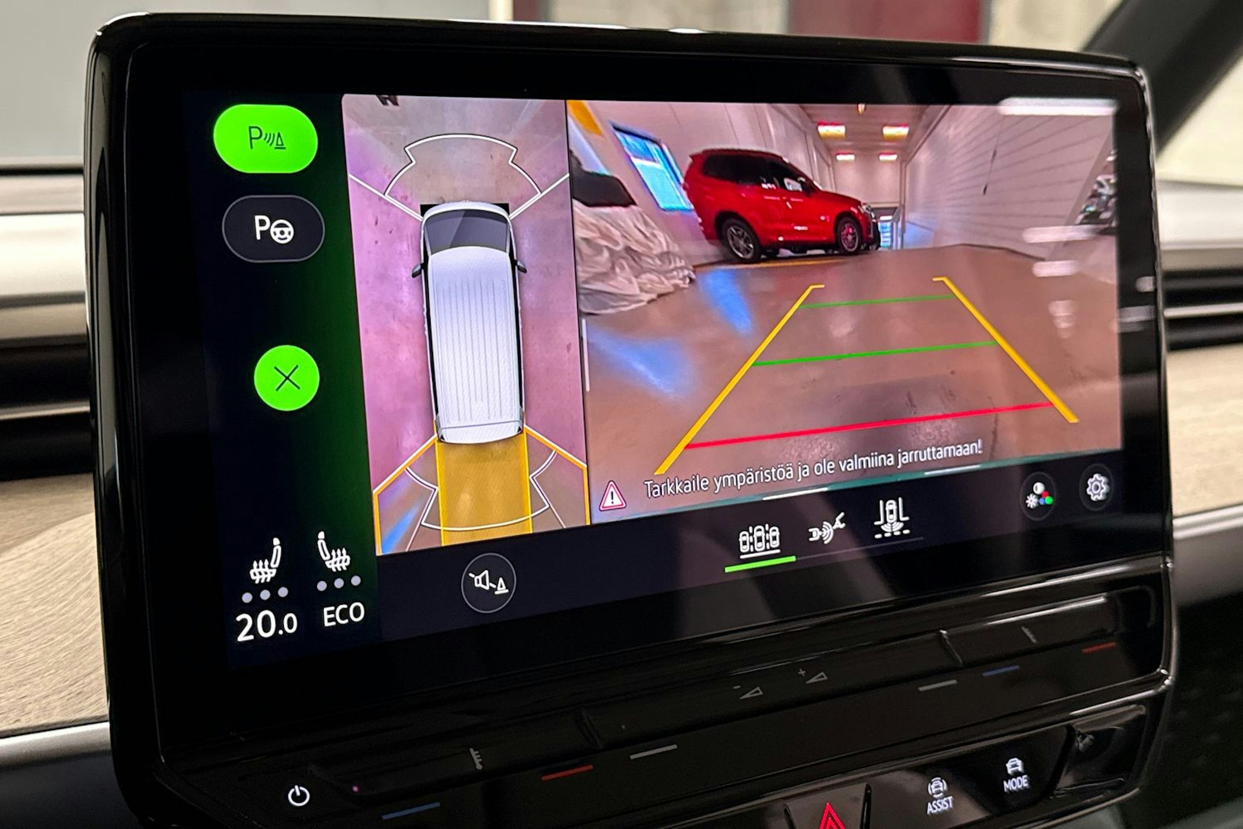 vihreä Volkswagen ID. Buzz 2023 kuva 17.