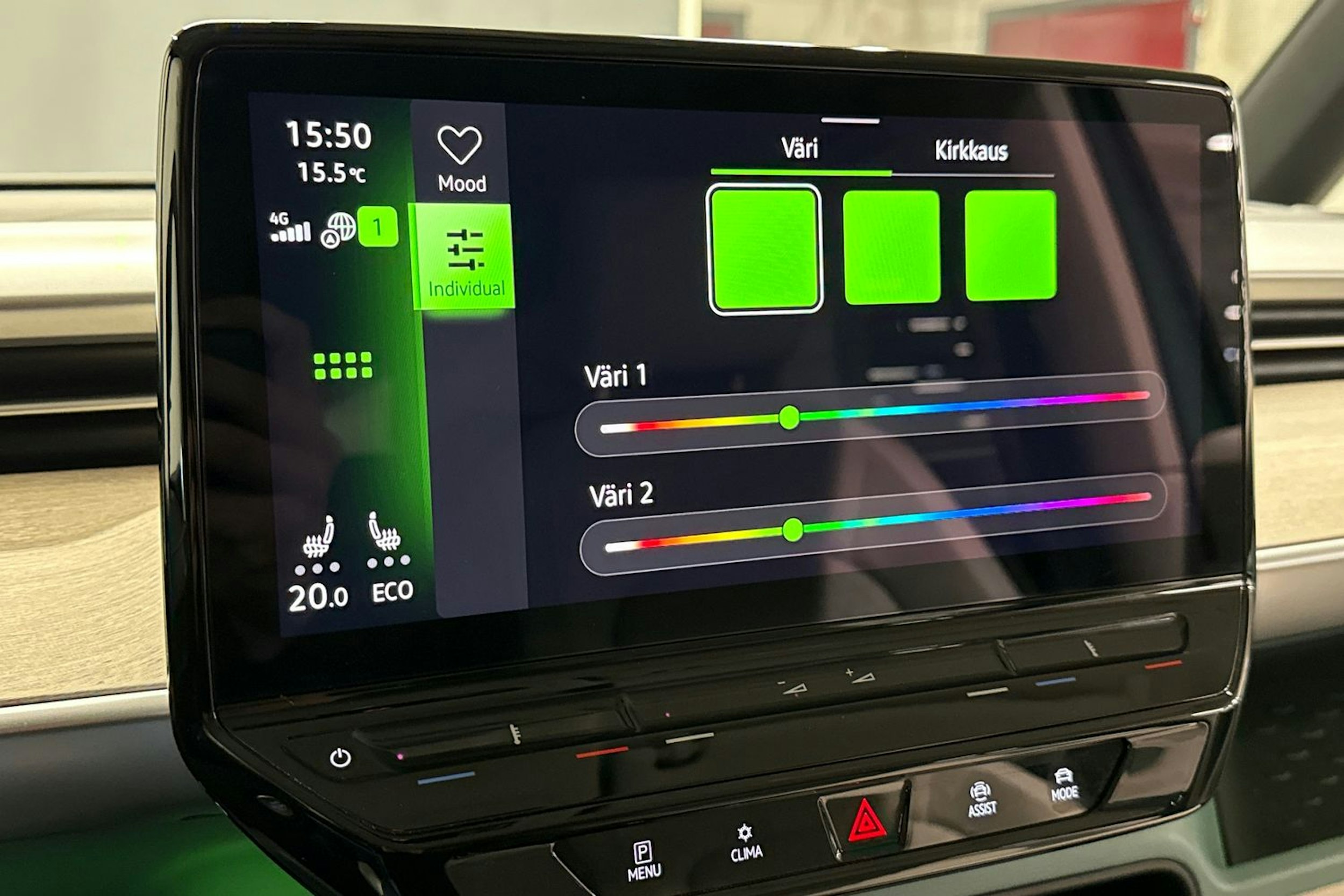 vihreä Volkswagen ID. Buzz 2023 kuva 18.