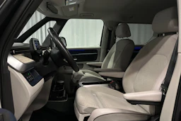 sininen Volkswagen ID. Buzz 2024 kuva 18.