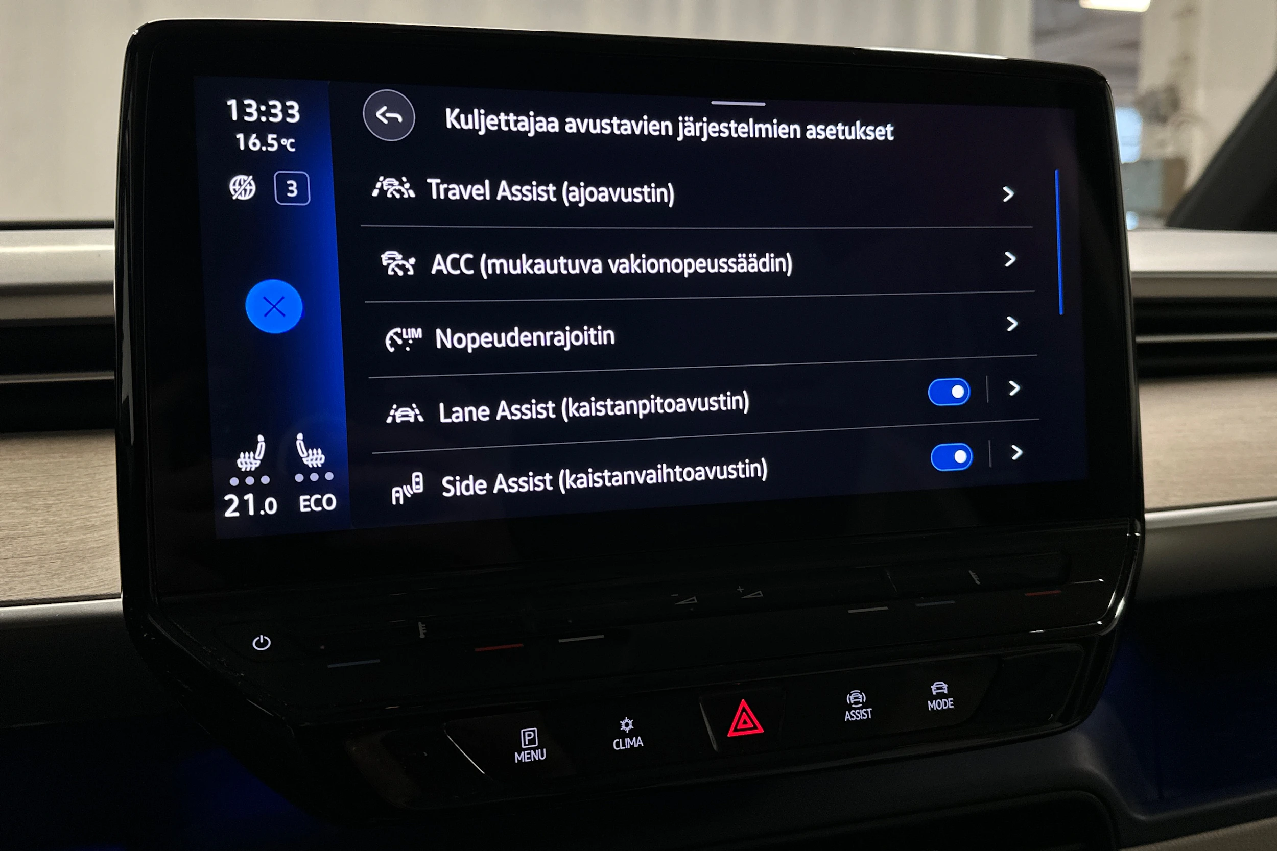 sininen Volkswagen ID. Buzz 2024 kuva 30.