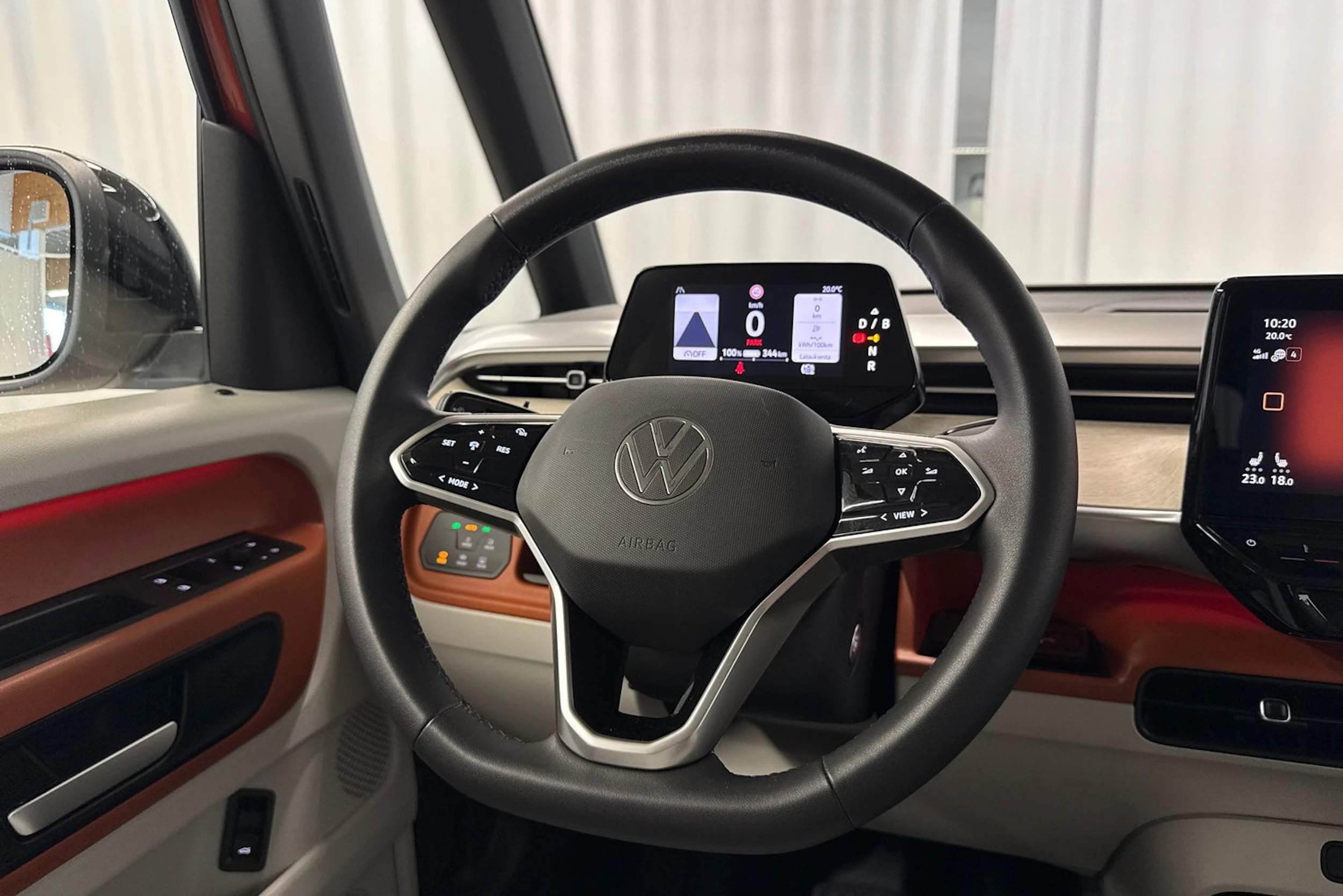 valkoinen Volkswagen ID. Buzz 2024 kuva 15.