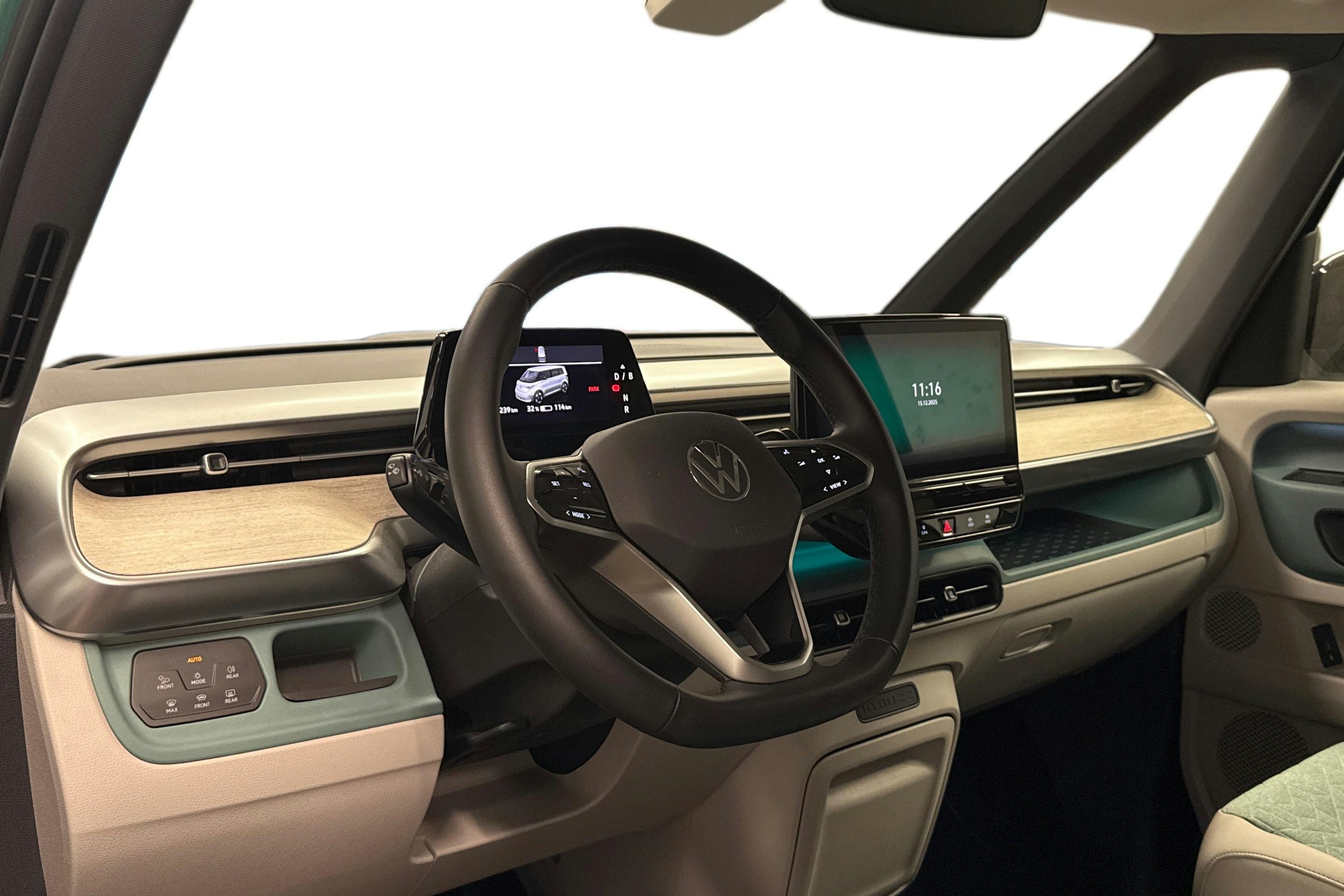 valkoinen Volkswagen ID. Buzz 2024 kuva 3.