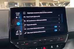 valkoinen Volkswagen ID. Buzz Cargo 2024 kuva 21.