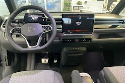 valkoinen Volkswagen ID. Buzz 2024 kuva 7.
