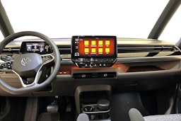 Valkoinen Volkswagen ID. Buzz 2024 kuva 9.