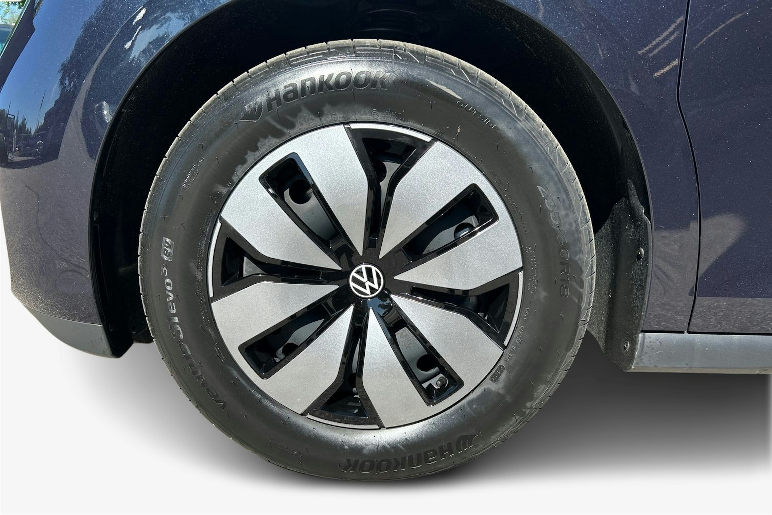 sininen Volkswagen ID. Buzz 2024 kuva 11.