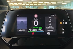 valkoinen Volkswagen ID. Buzz 2024 kuva 11.