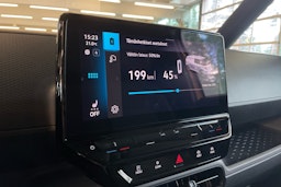 valkoinen Volkswagen ID. Buzz 2024 kuva 21.