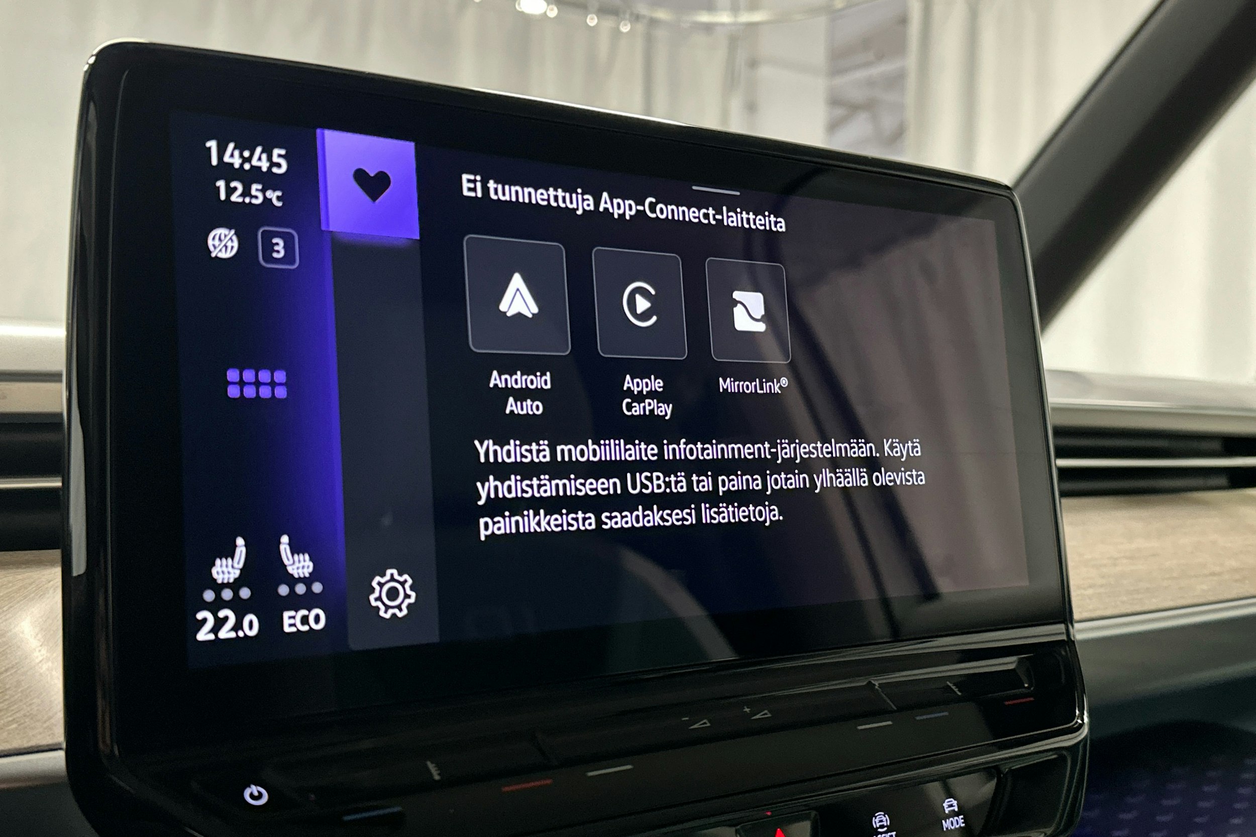 valkoinen Volkswagen ID. Buzz 2024 kuva 18.