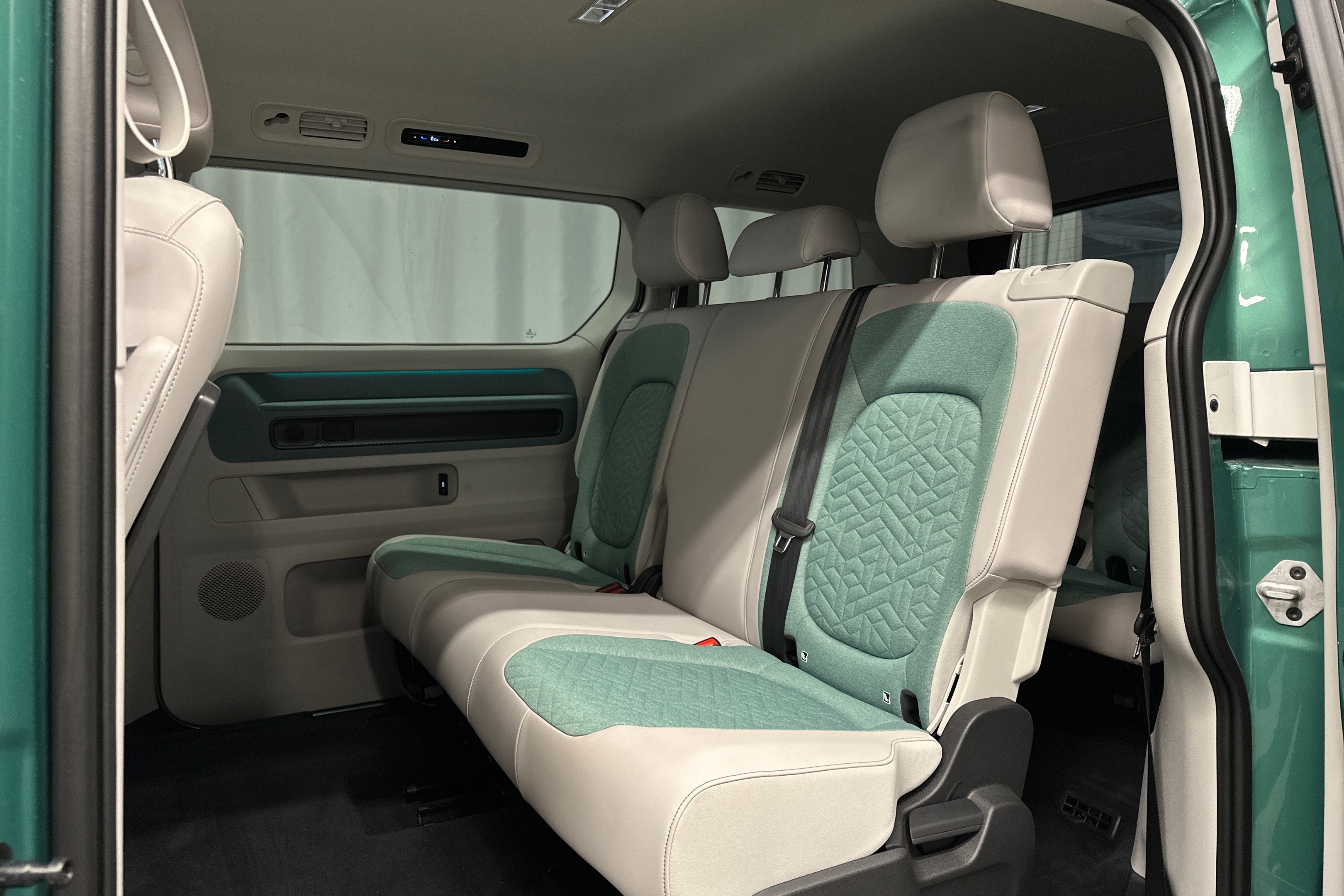 Volkswagen ID. Buzz 2025, bild 4/5