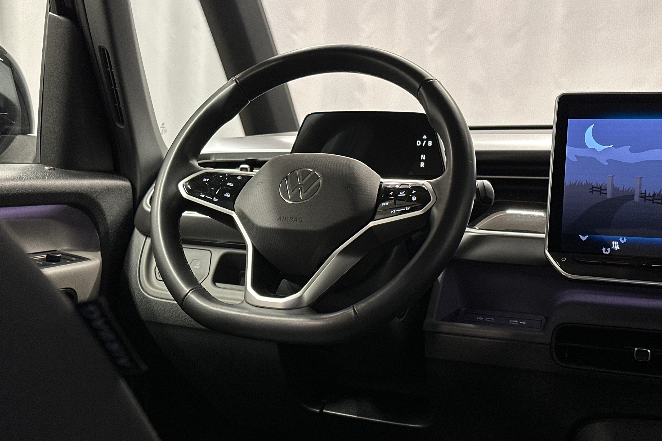 musta Volkswagen ID. Buzz 2025 kuva 18.