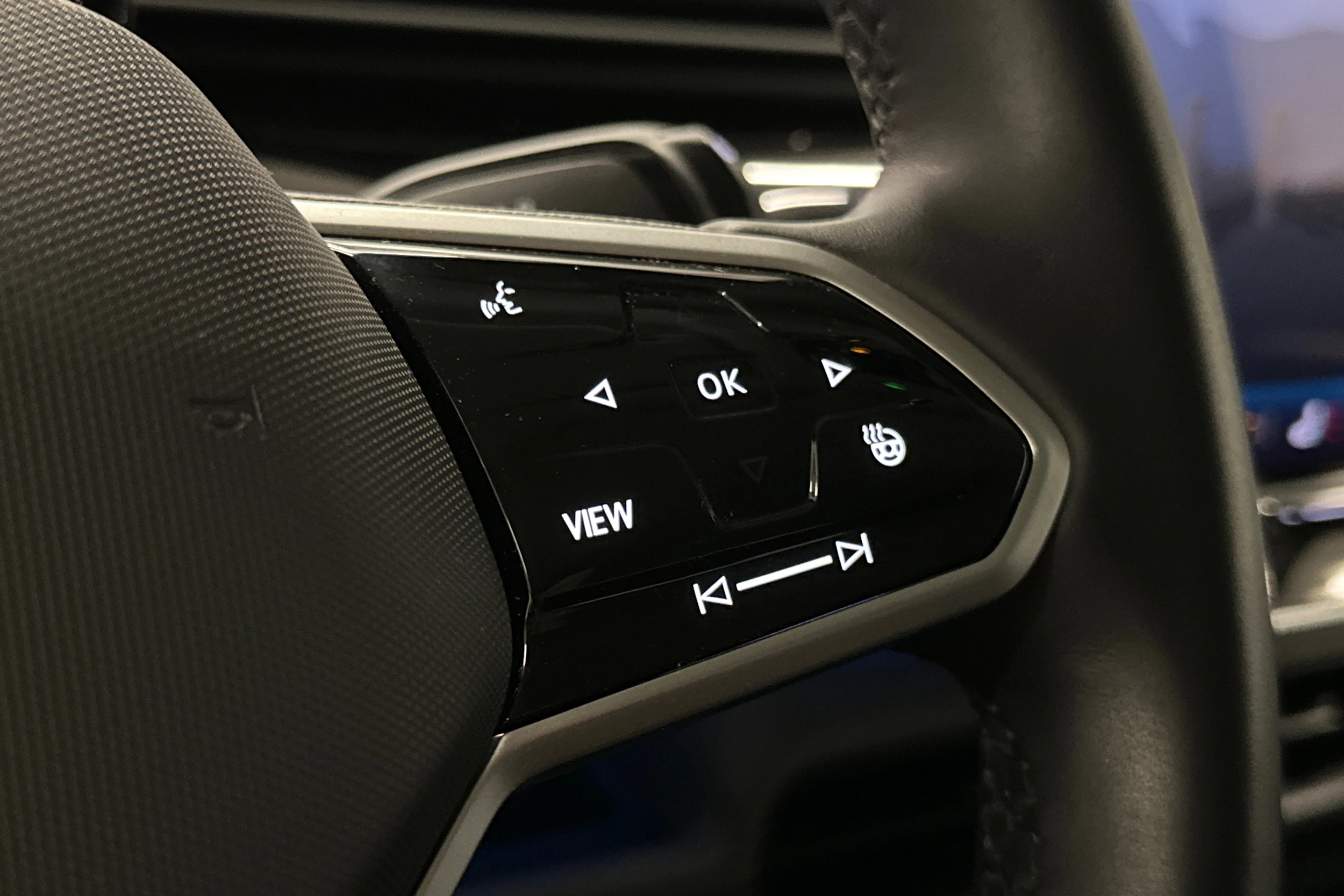 musta Volkswagen ID. Buzz 2025 kuva 24.