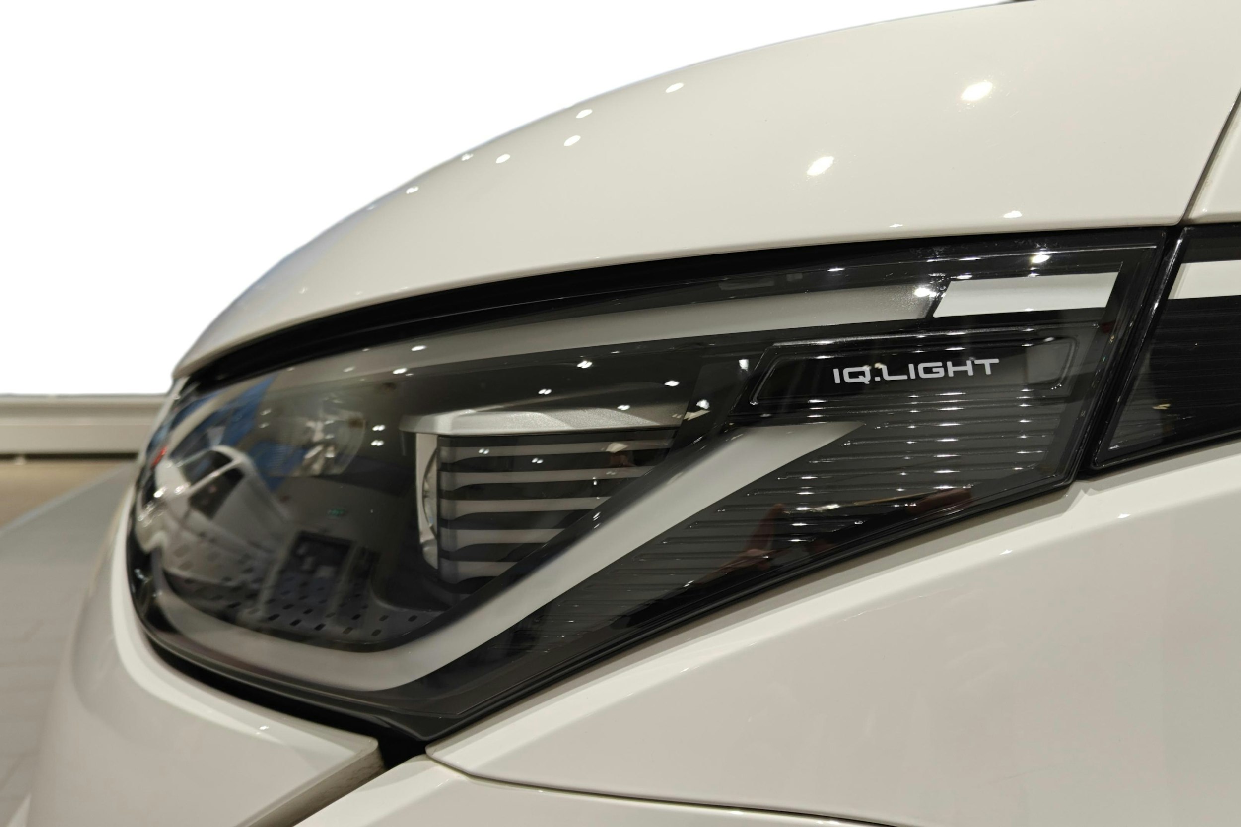 valkoinen Volkswagen ID. Buzz 2025 kuva 11.