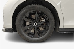 valkoinen Volkswagen ID. Buzz 2025 kuva 12.