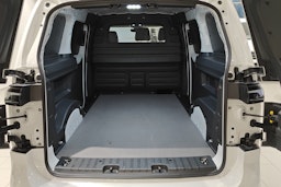 valkoinen Volkswagen ID. Buzz 2025 kuva 17.