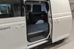 valkoinen Volkswagen ID. Buzz 2025 kuva 18.