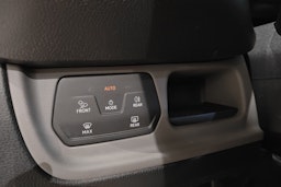 valkoinen Volkswagen ID. Buzz 2025 kuva 19.