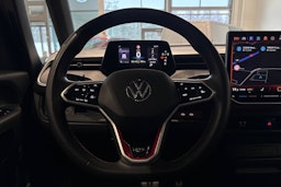 punainen Volkswagen ID. Buzz 2025 kuva 23.