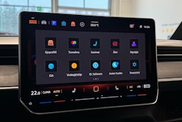 punainen Volkswagen ID. Buzz 2025 kuva 26.