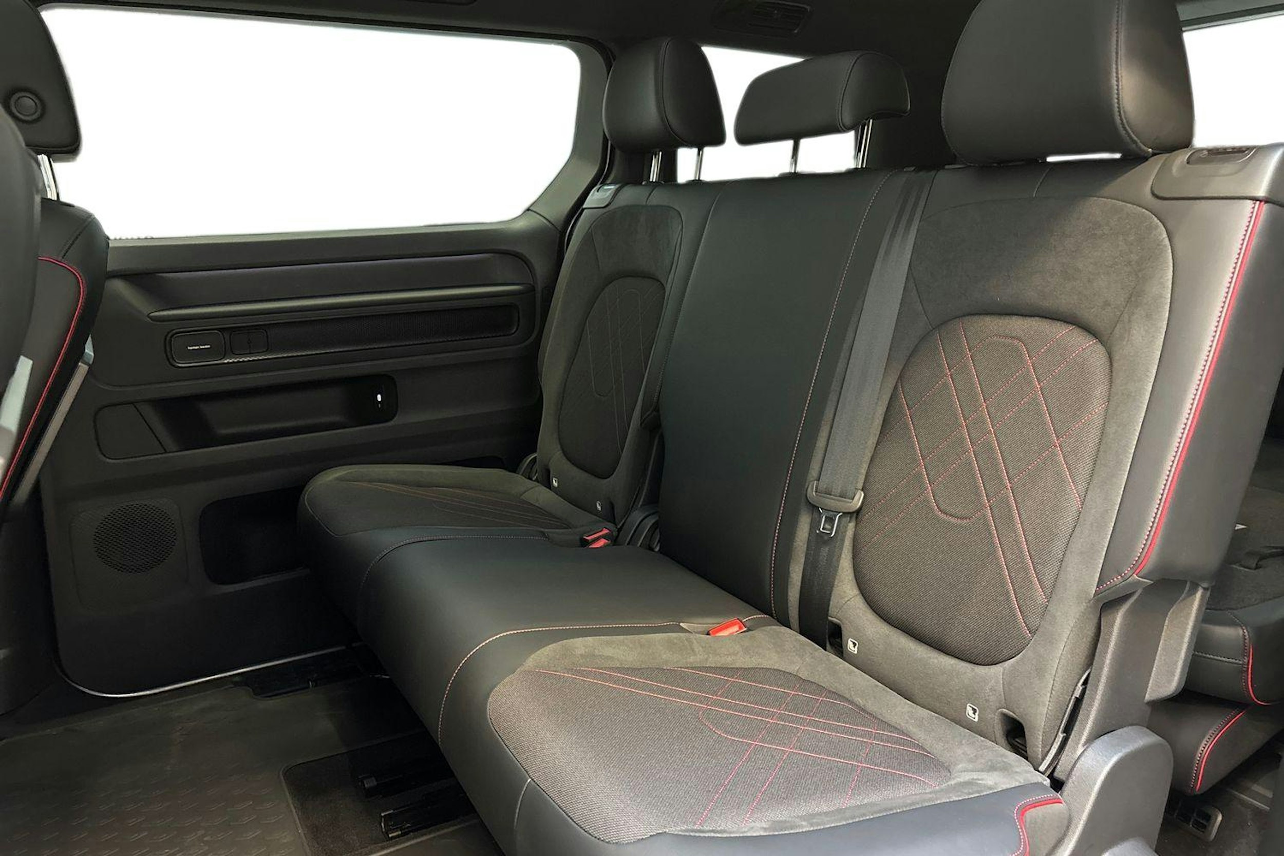 harmaa Volkswagen ID. Buzz 2025 kuva 10.