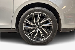 harmaa Volkswagen ID. Buzz 2025 kuva 11.